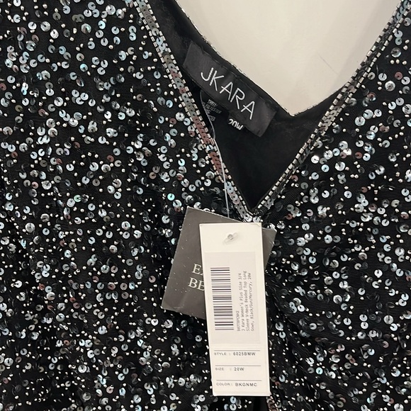 Full length formal dress size 20W - Picture 3 of 3